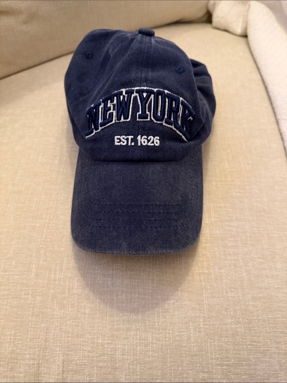 New York Embroidered Baseball Cap - Navy